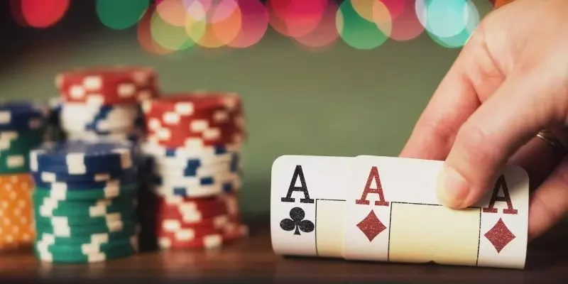 Hướng dẫn chơi Poker 8DAY chi tiết và dễ hiểu cho người mới