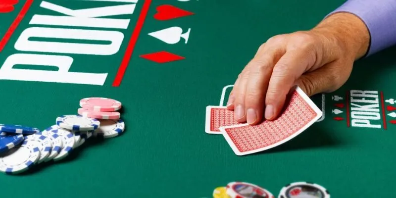 Khái niệm đầy đủ nhất về Bài poker 8DAY